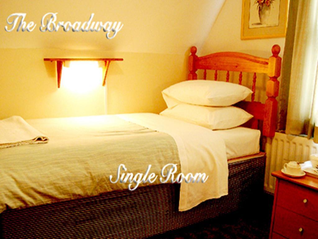 Broadway Lodge Bed And Breakfast Surbiton Camera foto