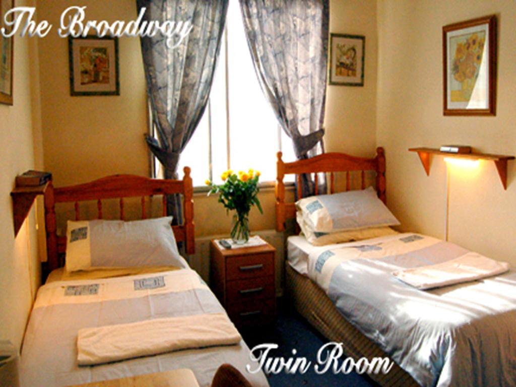 Broadway Lodge Bed And Breakfast Surbiton Camera foto