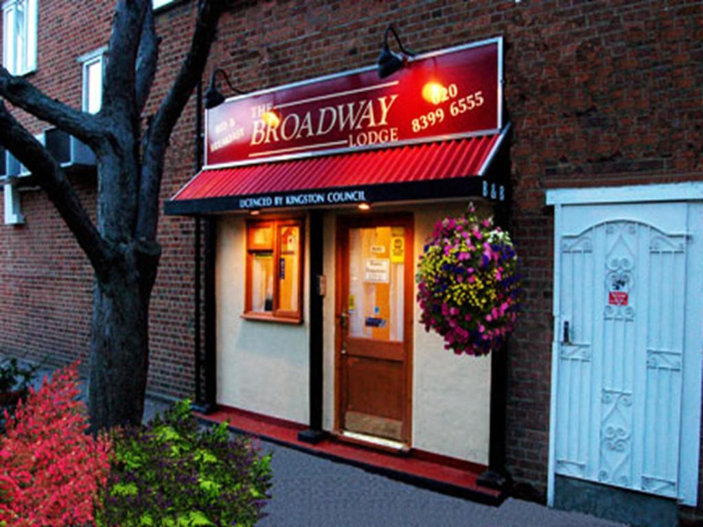 Broadway Lodge Bed And Breakfast Surbiton Esterno foto